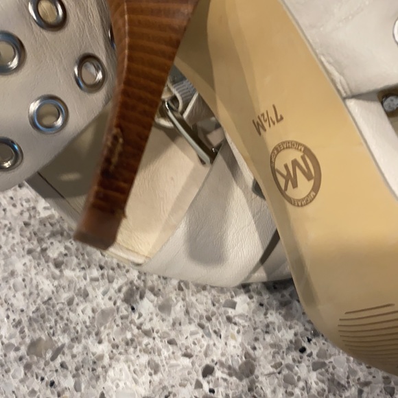 Grommet Sandal - Picture 7 of 7